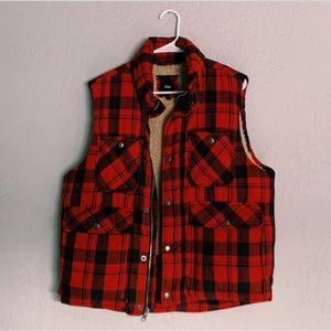 Gap Flannel pattern vest